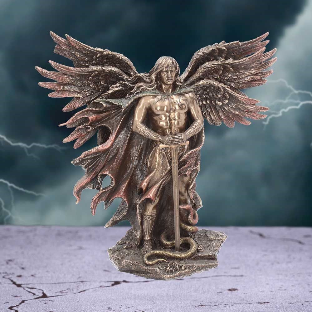 Metradon Figure